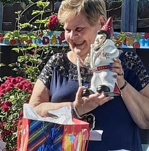 Meet your Posher, Jean